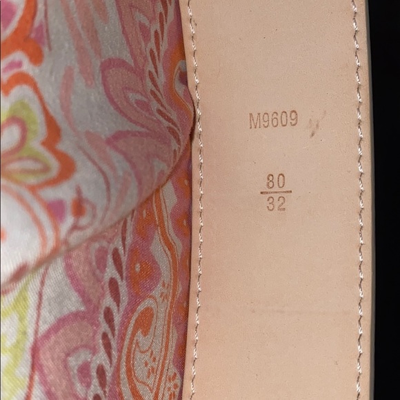 Louis Vuitton Authentic women’s belt size 80/32 - Picture 2 of 4